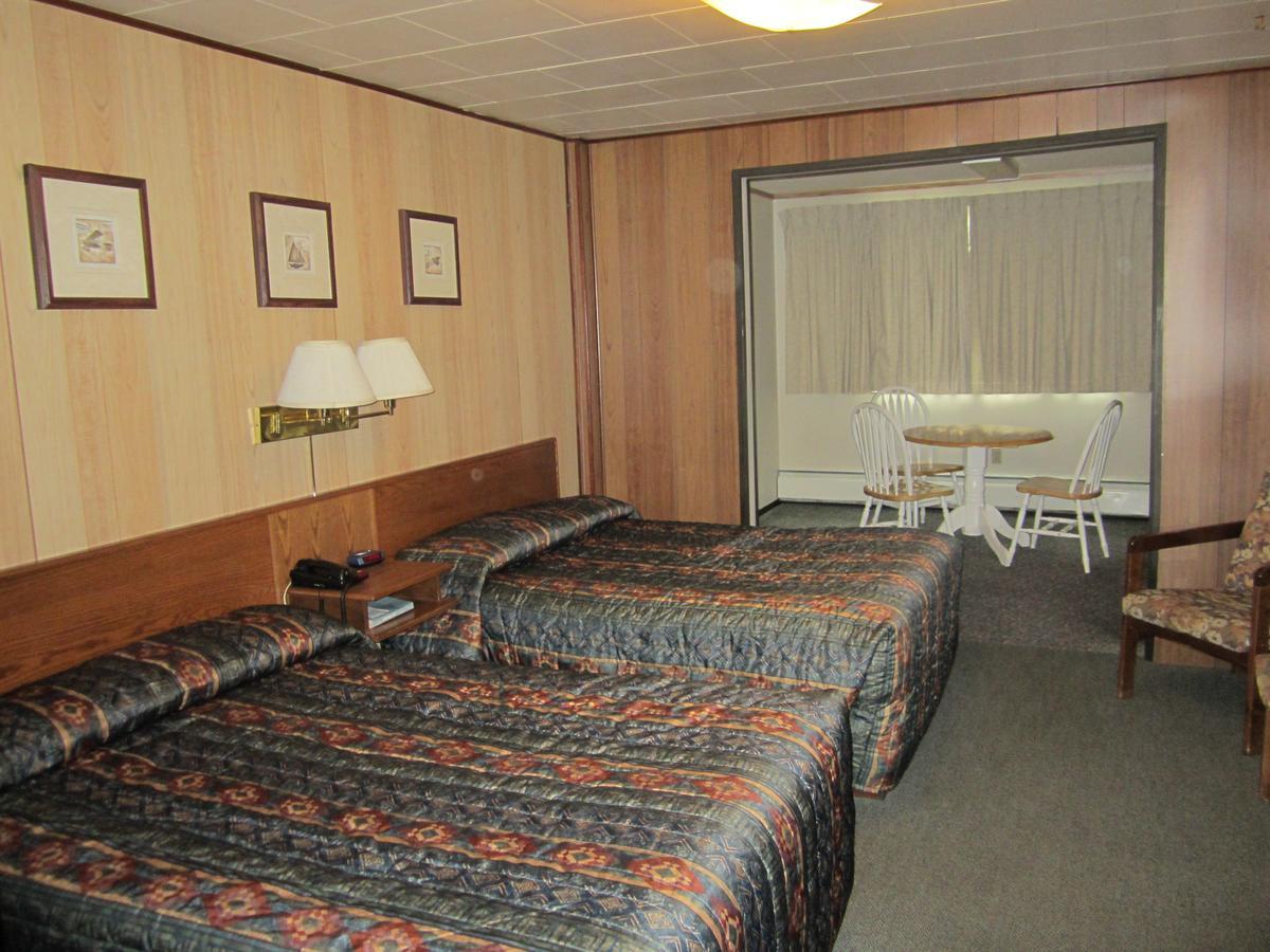 Airport Chalet Whitehorse Dış mekan fotoğraf