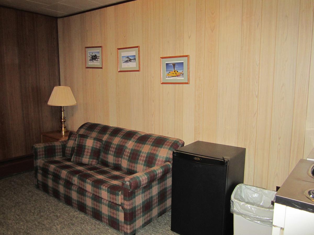 Airport Chalet Whitehorse Dış mekan fotoğraf