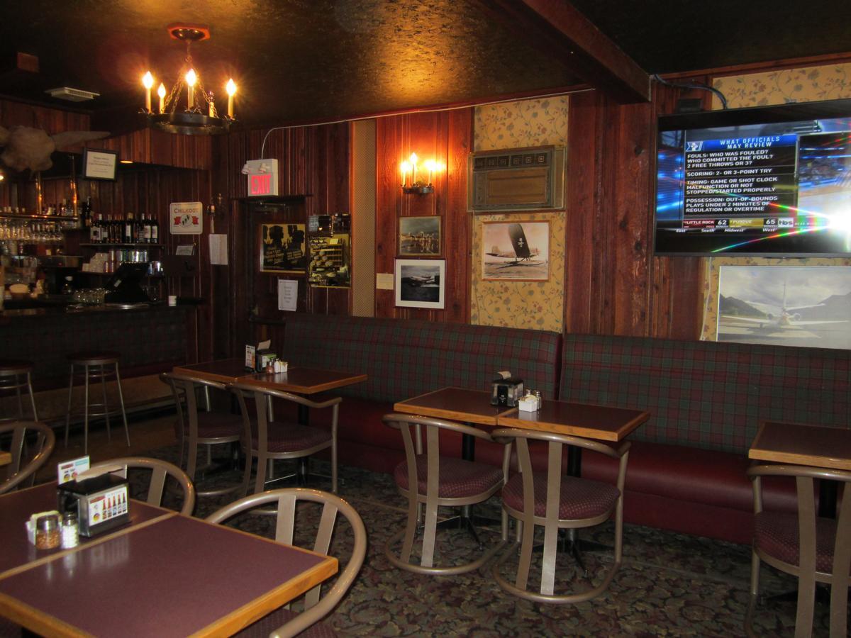 Airport Chalet Whitehorse Dış mekan fotoğraf