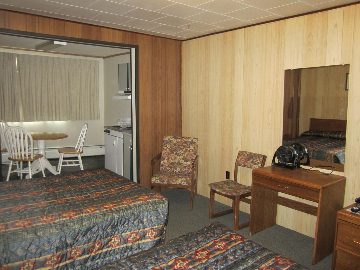 Airport Chalet Whitehorse Dış mekan fotoğraf