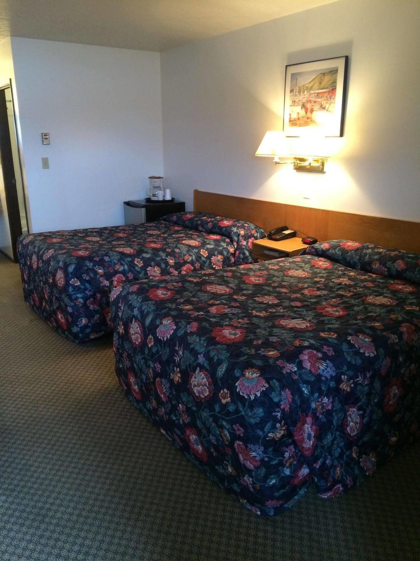 Airport Chalet Whitehorse Dış mekan fotoğraf